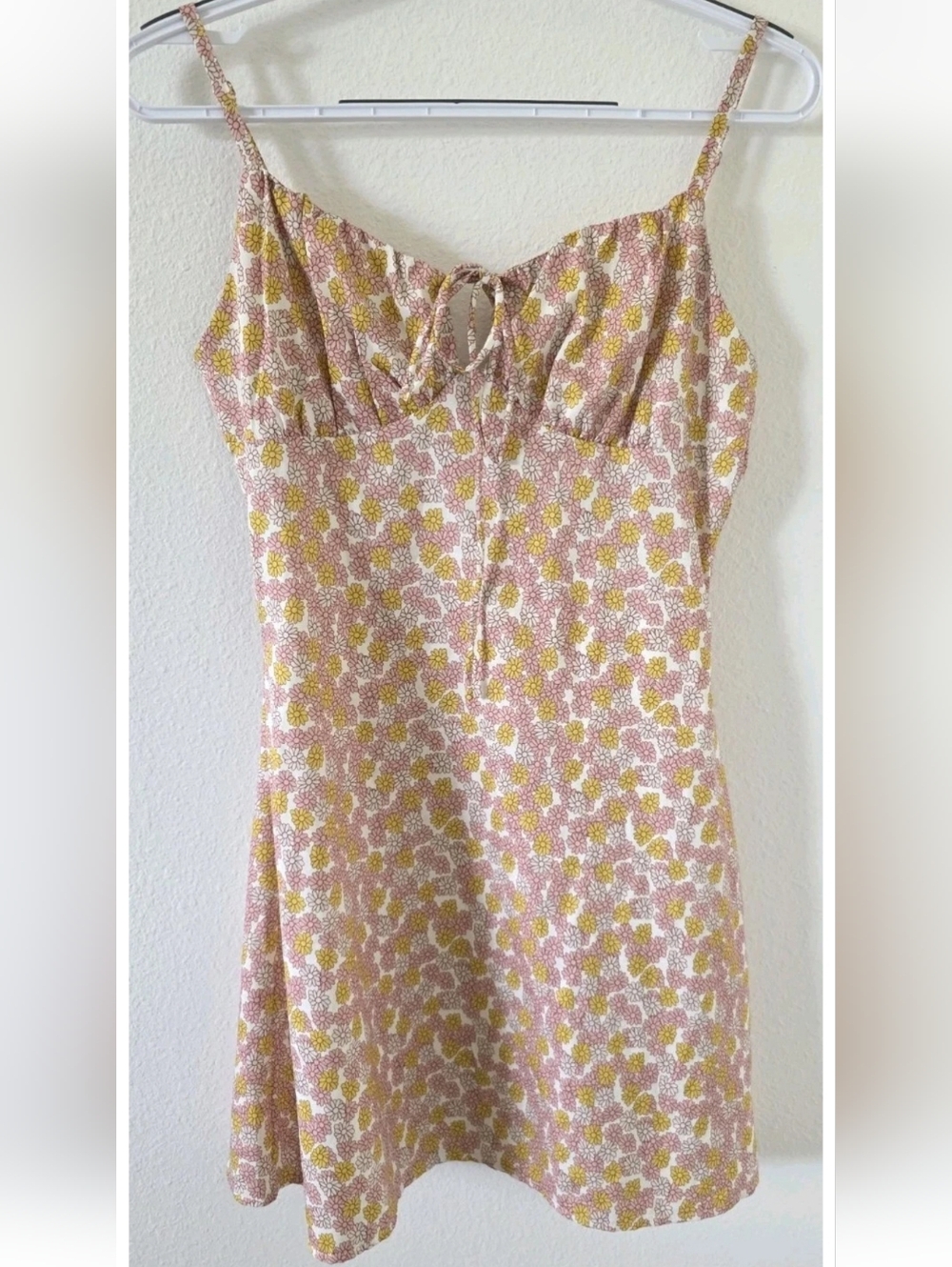 Copper Closet XS 70's Floral Pink Yellow Daisy Mini Sun Dress